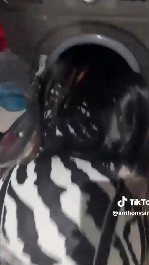 cocoquin.video leak lea mary stuck in the washing machine